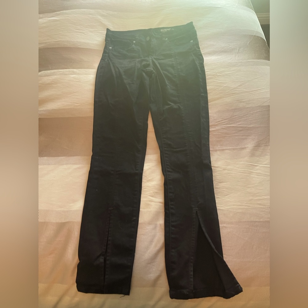 Blank nyc - the great Jones , sz 28 black split leg jean